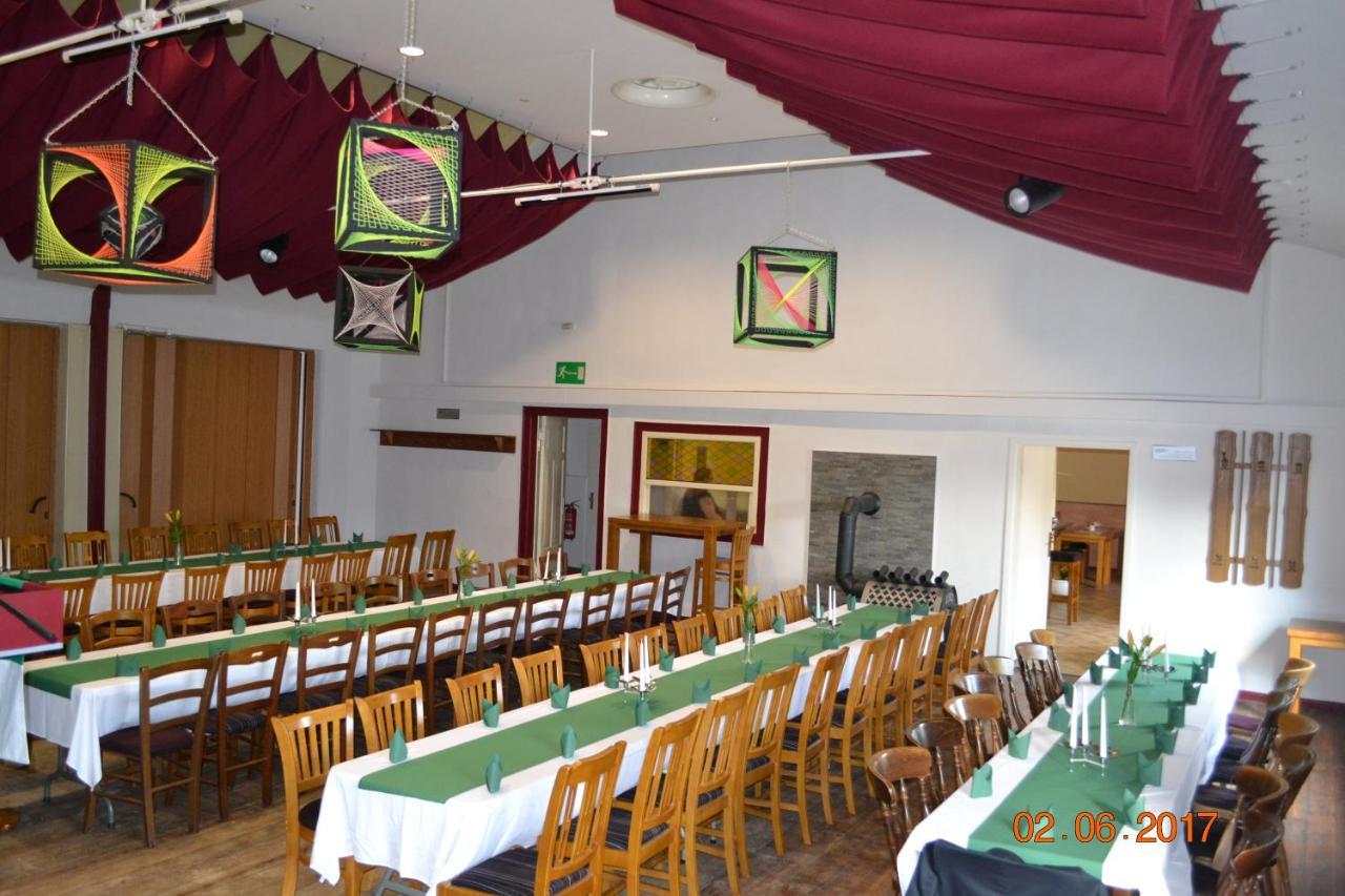 Landgasthaus Queen Victoria Stadtilm Экстерьер фото