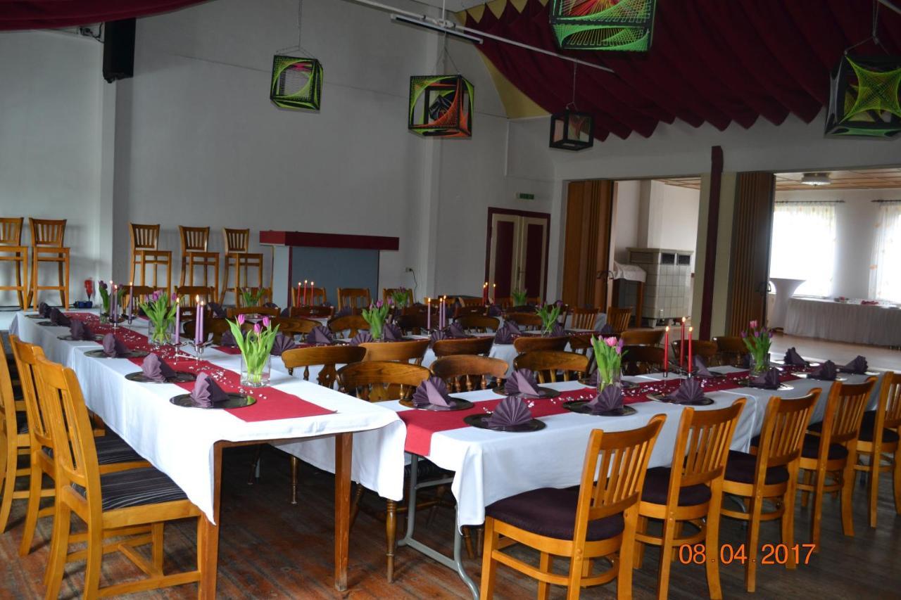Landgasthaus Queen Victoria Stadtilm Экстерьер фото